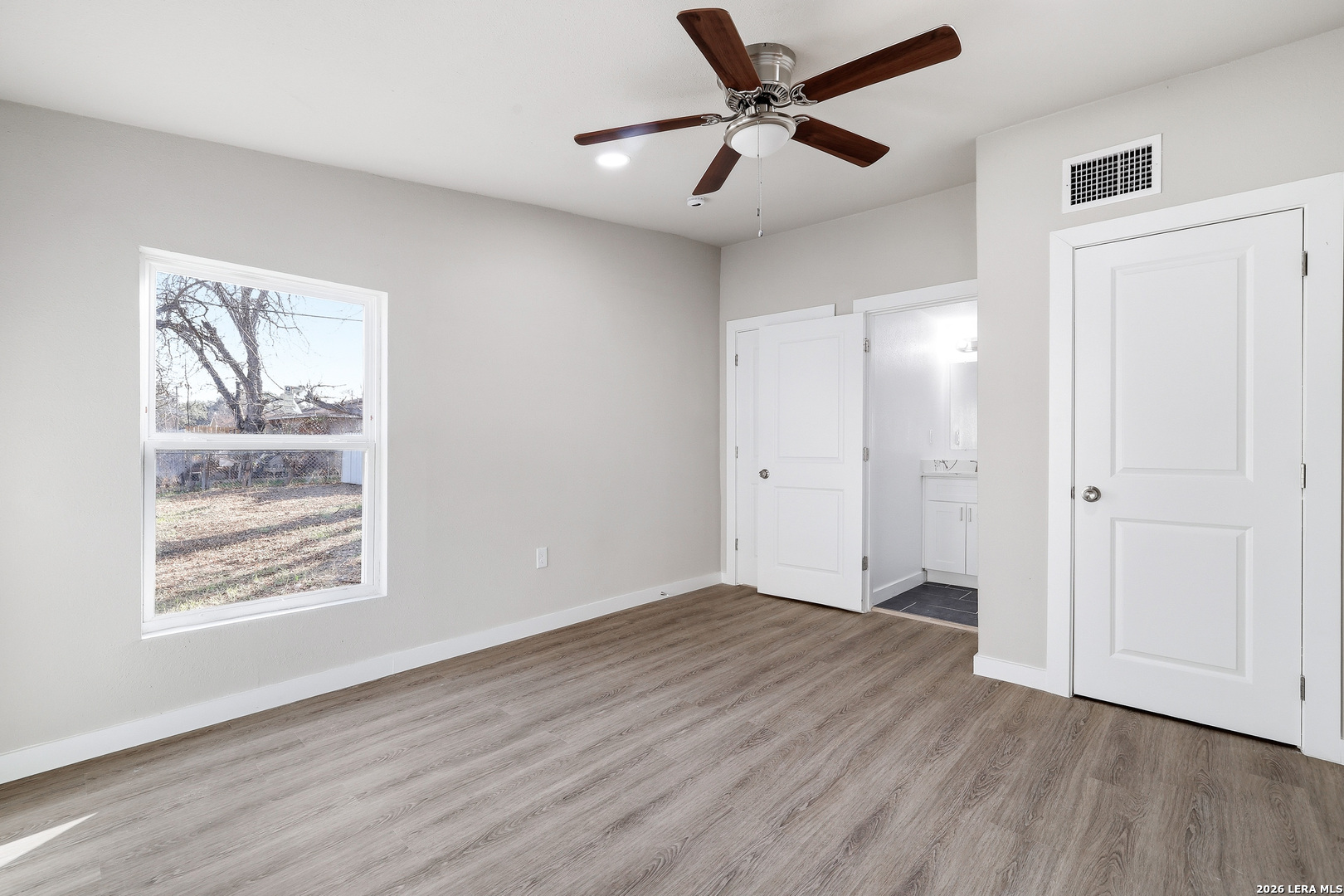 2042 Hicks San Antonio TX 78210