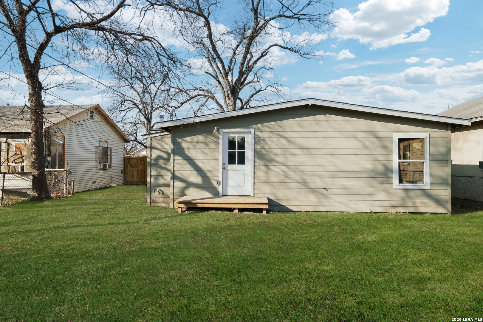 2042 Hicks San Antonio TX 78210