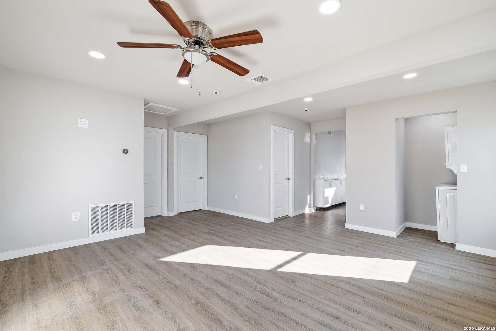 2042 Hicks San Antonio TX 78210