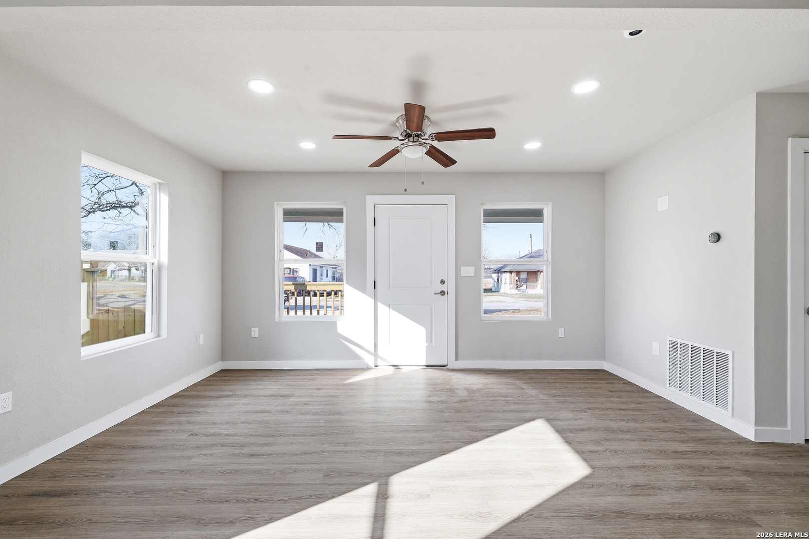 2042 Hicks San Antonio TX 78210