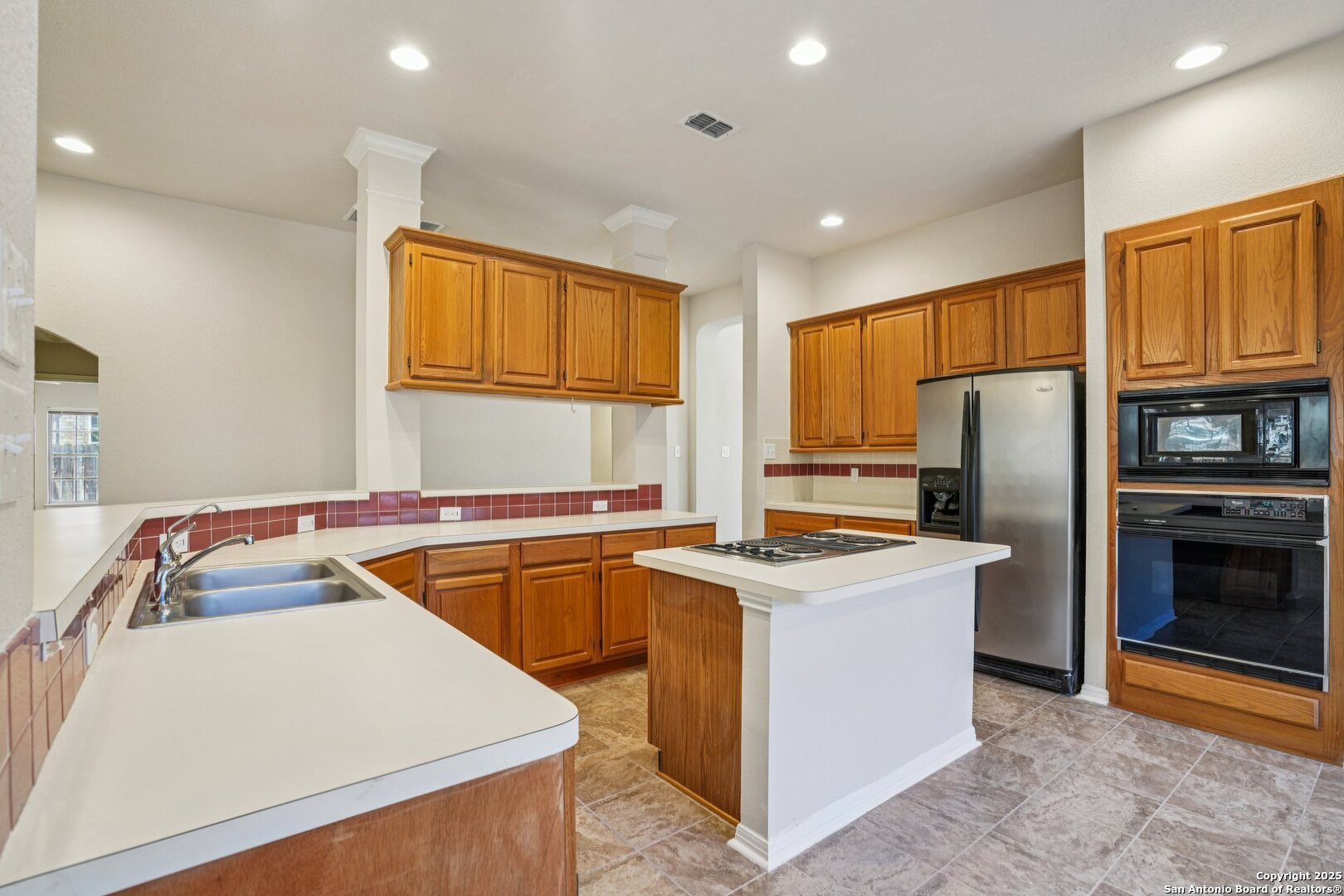 9403 Oakwood San Antonio TX 78254
