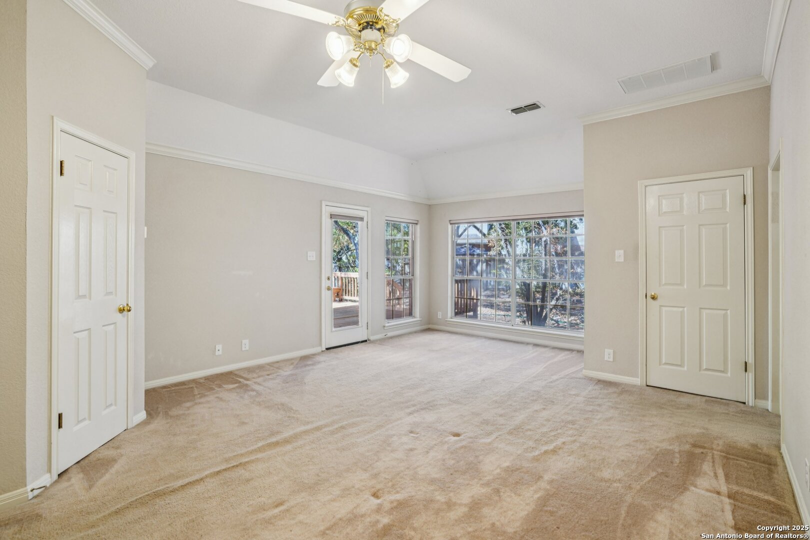9403 Oakwood San Antonio TX 78254