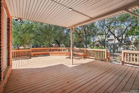 9403 Oakwood San Antonio TX 78254
