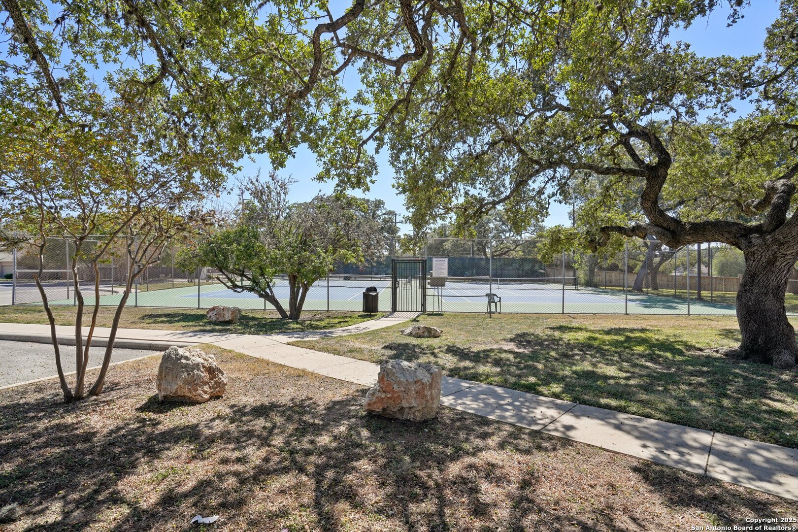 9403 Oakwood San Antonio TX 78254