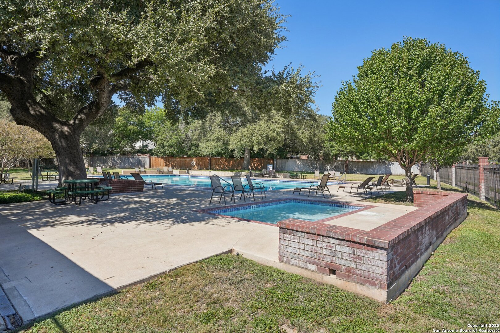 9403 Oakwood San Antonio TX 78254