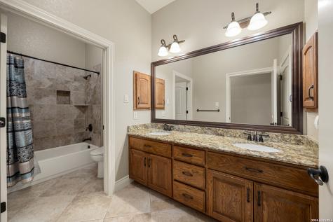 133 Vintage Ranch Circle La Vernia TX 78121