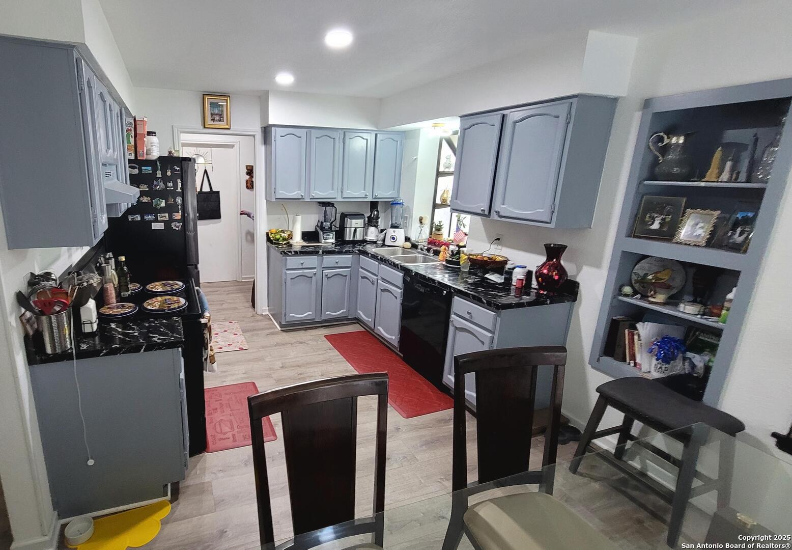 8901 Timber Cut San Antonio TX 78250