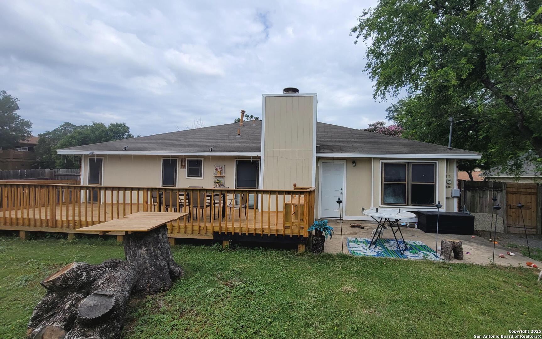 8901 Timber Cut San Antonio TX 78250