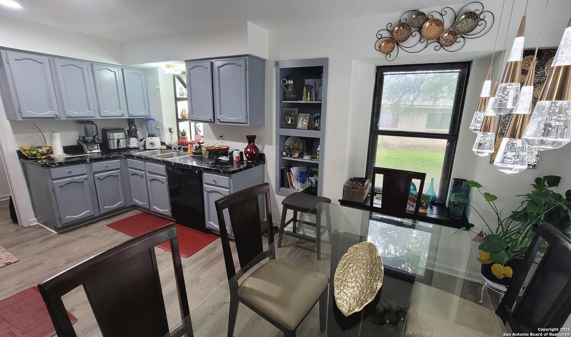 8901 Timber Cut San Antonio TX 78250