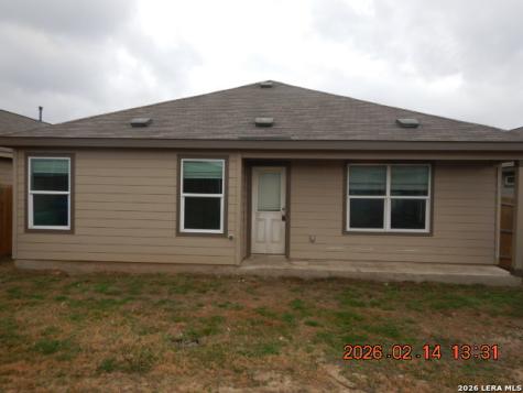 10643 Vinateros Drive Converse TX 78109