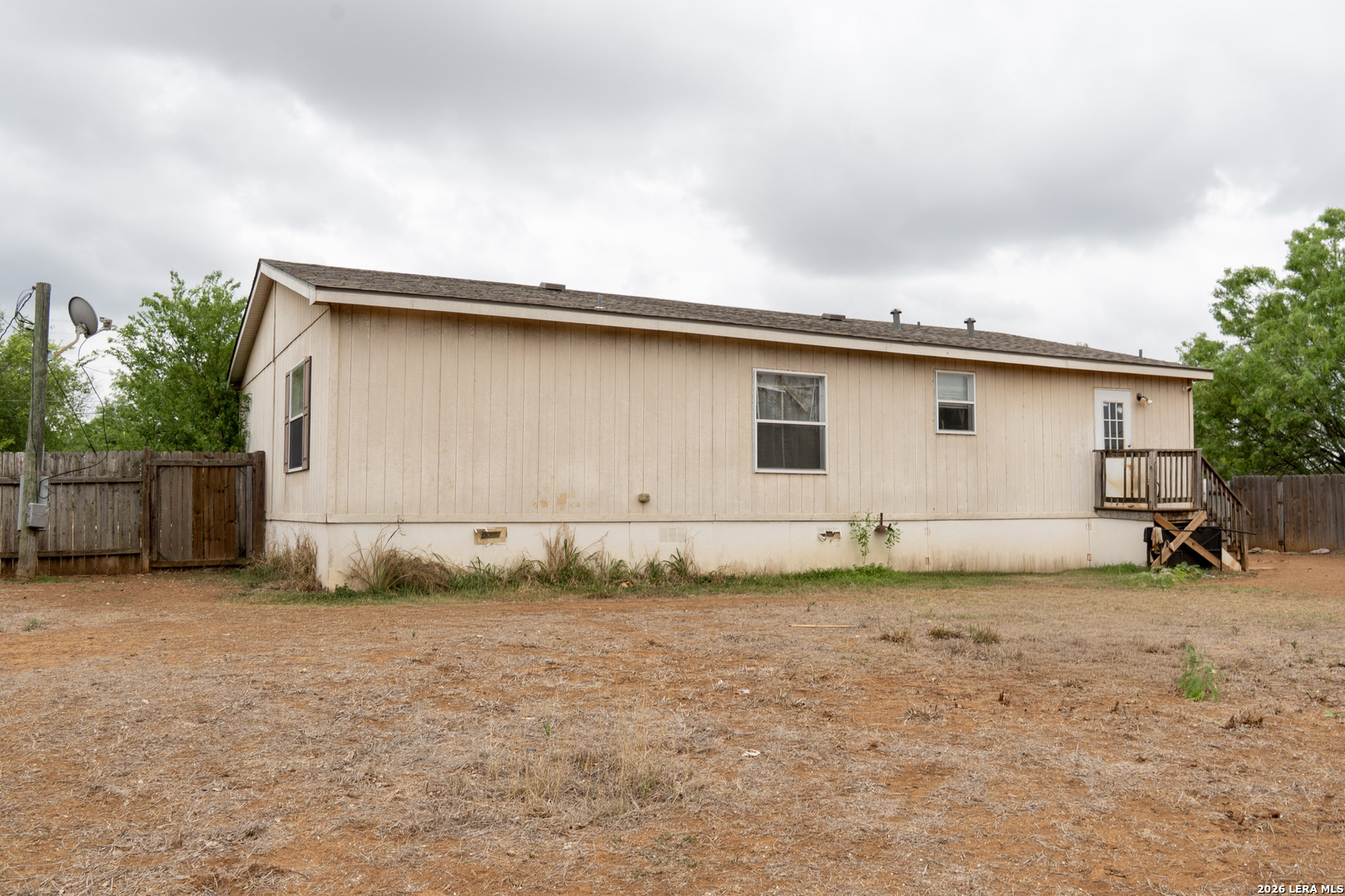 507 Beech Jourdanton TX 78026