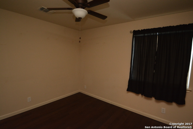 10330 Tiger Paw San Antonio TX 78251