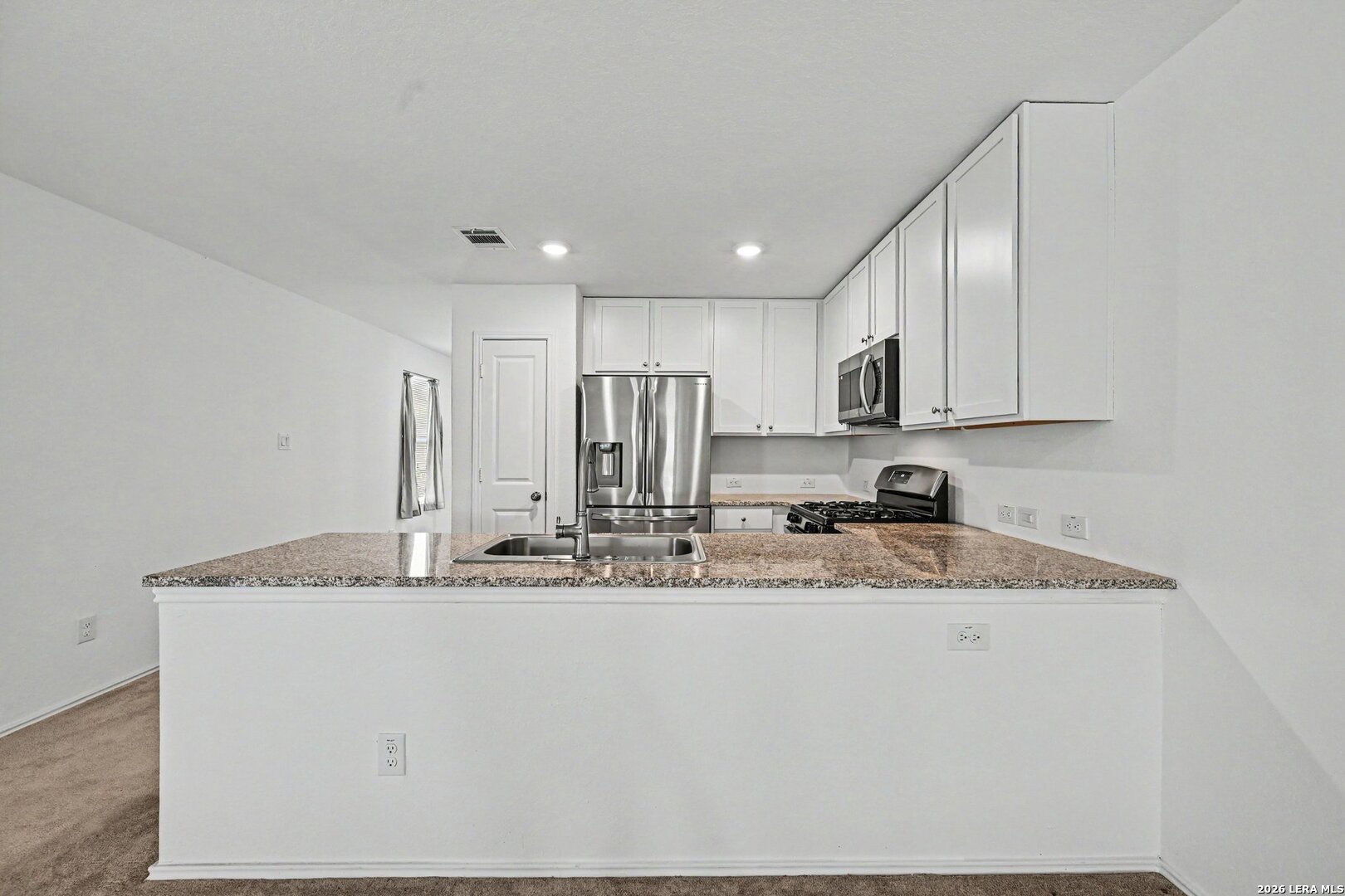 2926 Charpak Drive Converse TX 78109