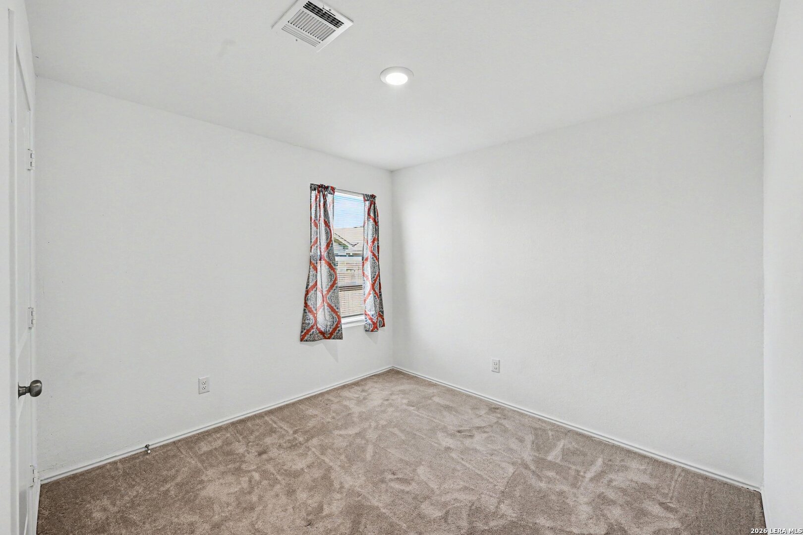 2926 Charpak Drive Converse TX 78109