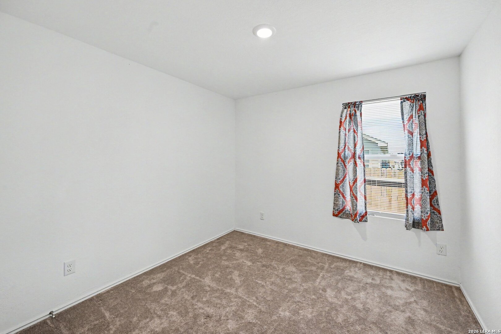 2926 Charpak Drive Converse TX 78109