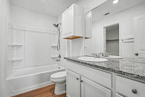 2926 Charpak Drive Converse TX 78109
