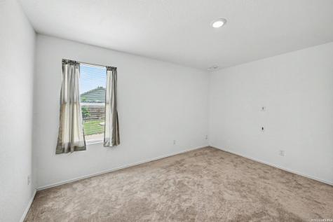2926 Charpak Drive Converse TX 78109