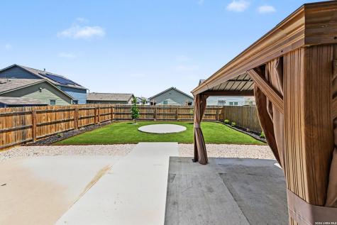 2926 Charpak Drive Converse TX 78109