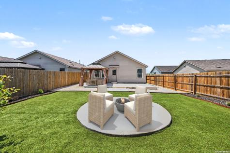 2926 Charpak Drive Converse TX 78109
