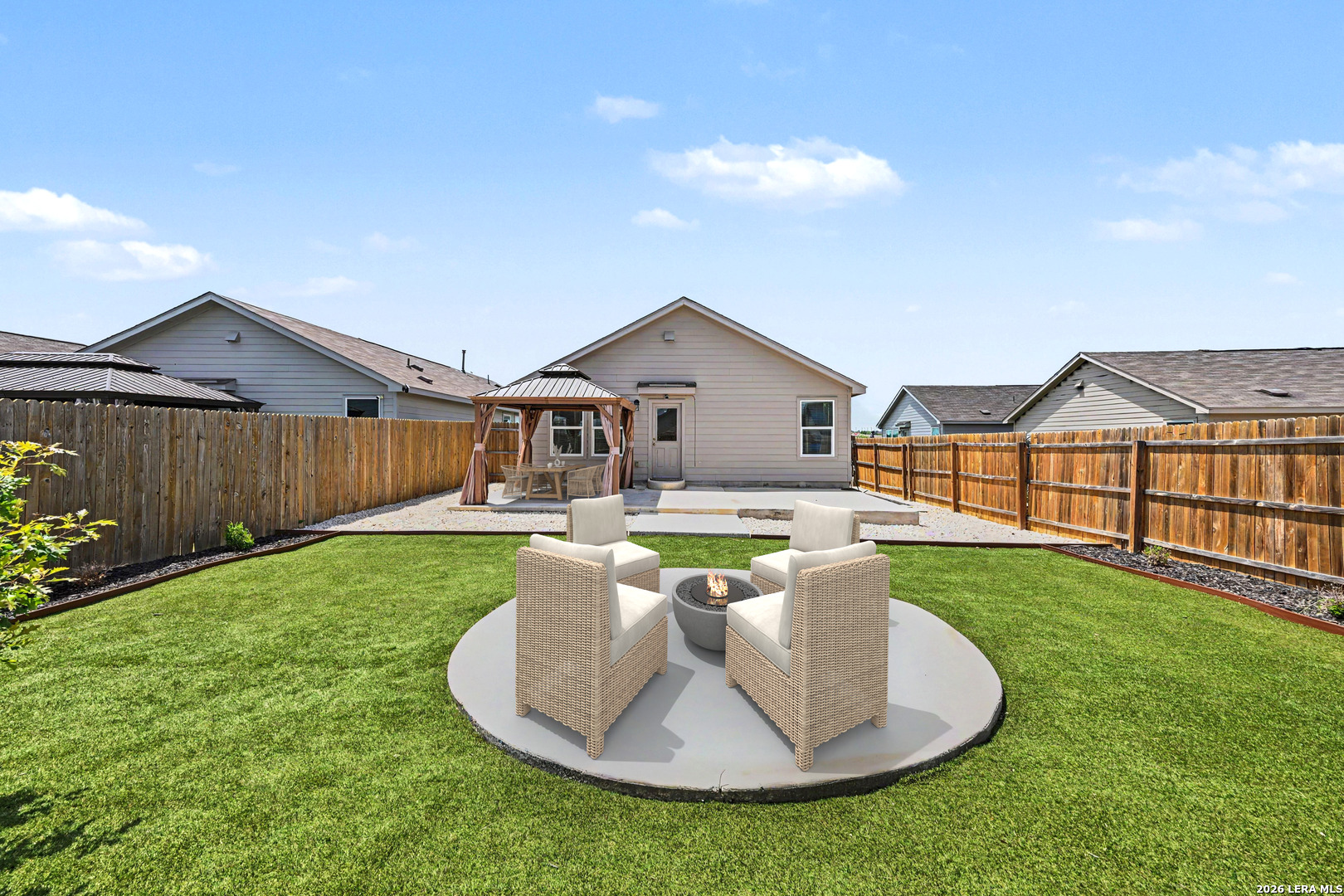 2926 Charpak Drive Converse TX 78109