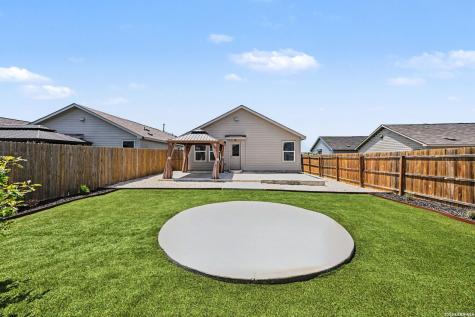2926 Charpak Drive Converse TX 78109