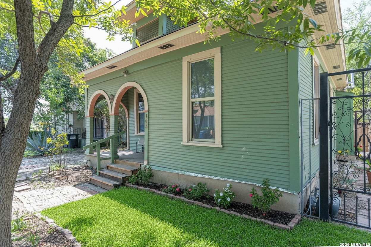 105 Aganier Avenue San Antonio TX 78212