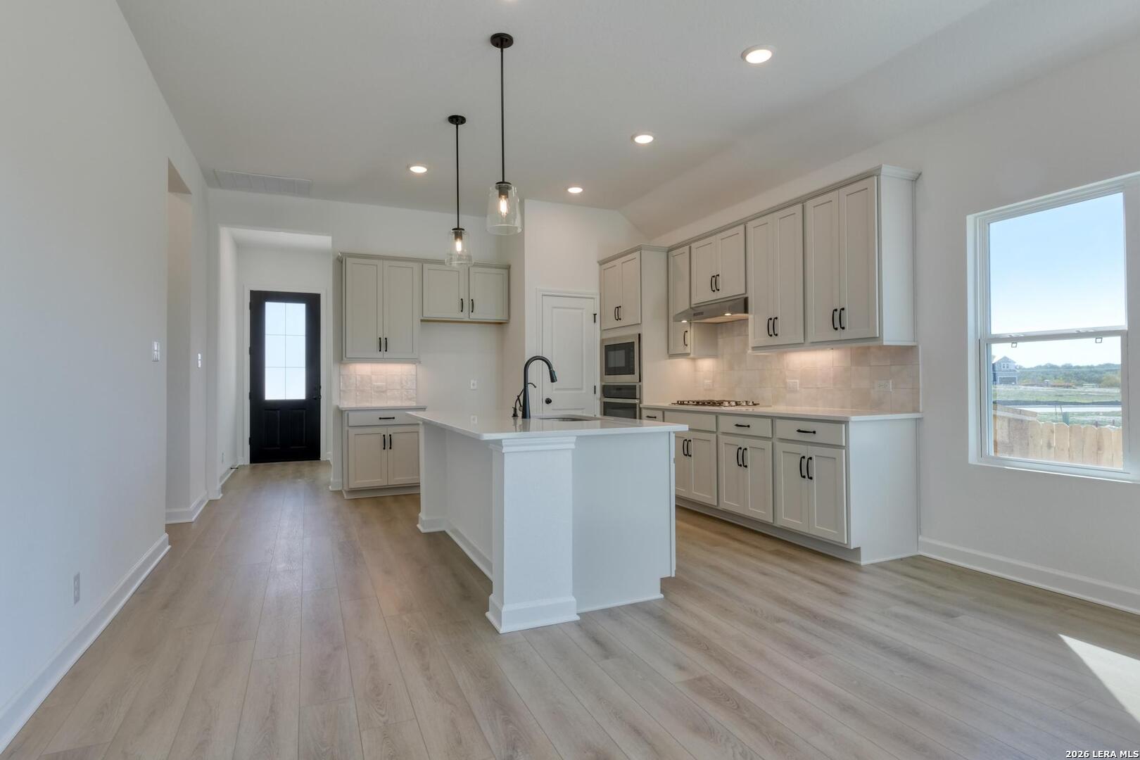 1243 Higgins Cove San Antonio TX 78245