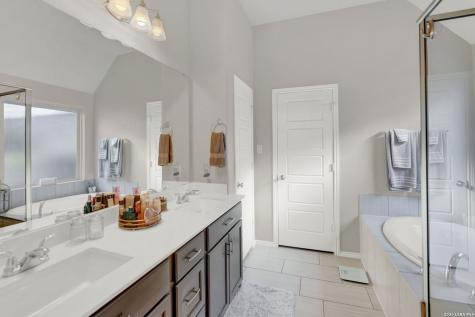14618 Hallows San Antonio TX 78254