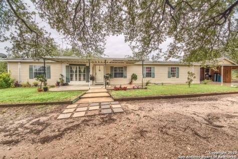 980 Blue Quail Lytle TX 78052