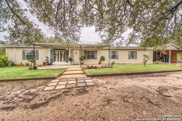 980 Blue Quail Lytle TX 78052