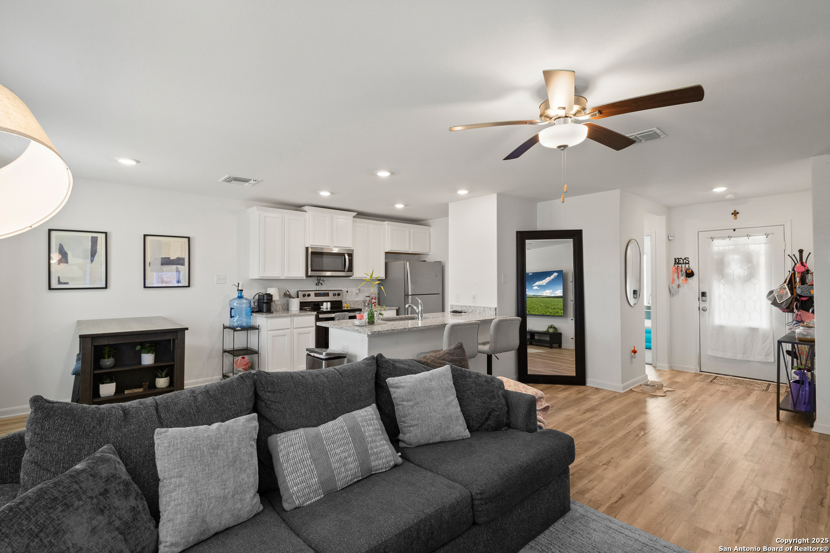 16025 Dickens Bluff Lytle TX 78052