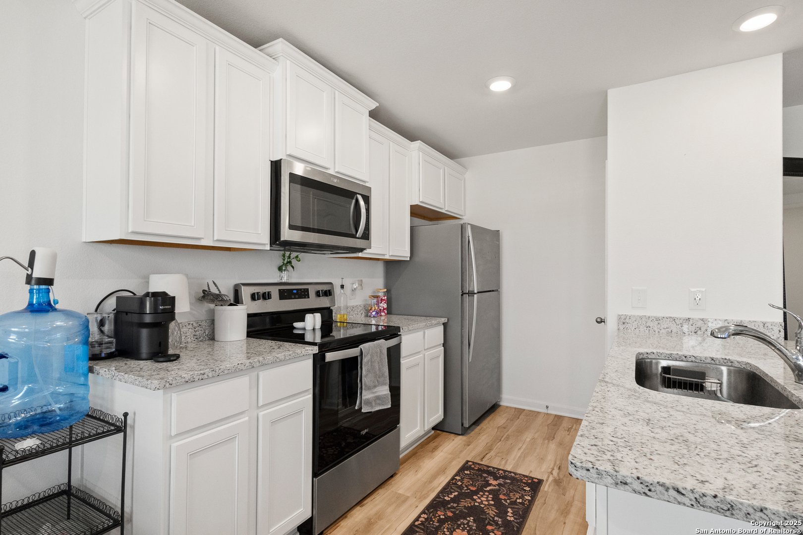 16025 Dickens Bluff Lytle TX 78052