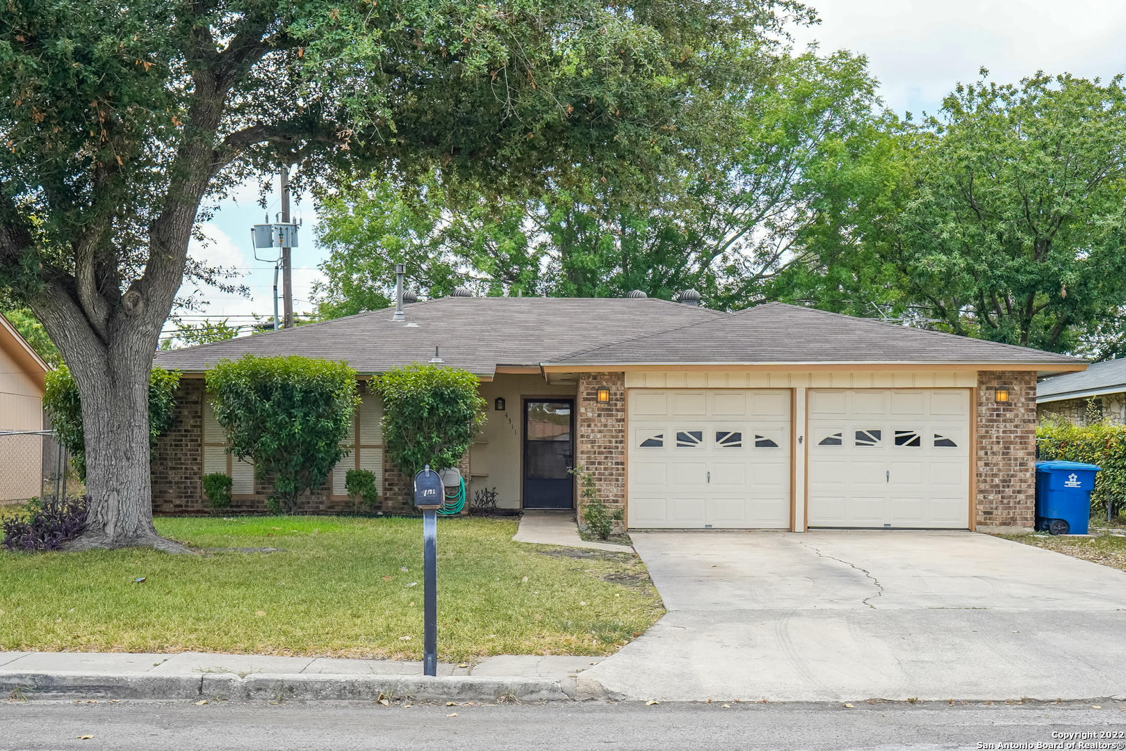 4311 Hoeneke Street San Antonio TX 78219