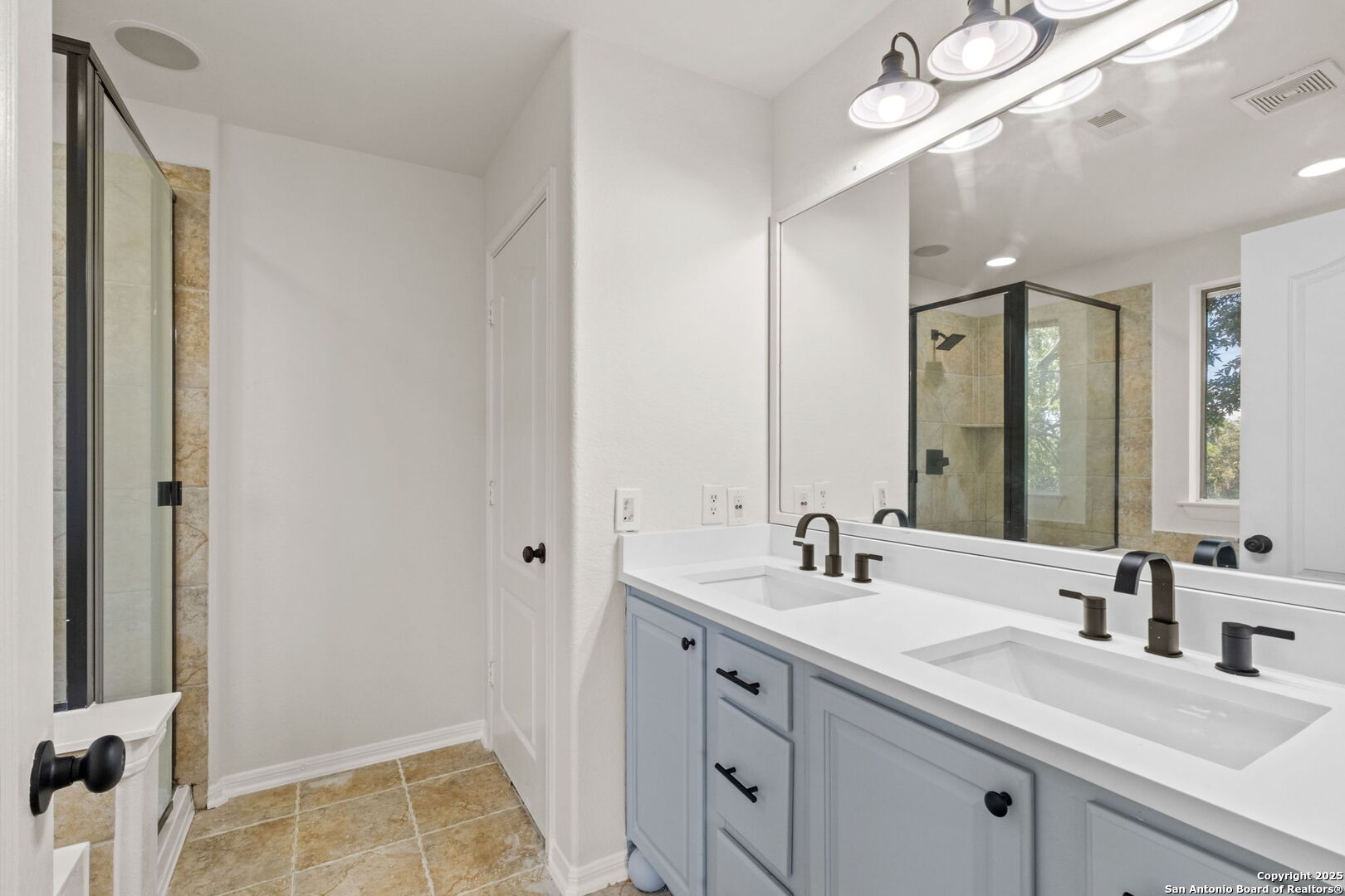 113 Clear Water Boerne TX 78006