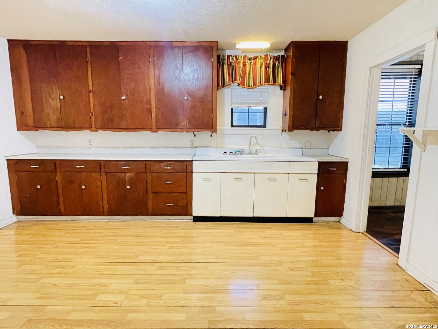 218 Barrett Avenue San Antonio TX 78214