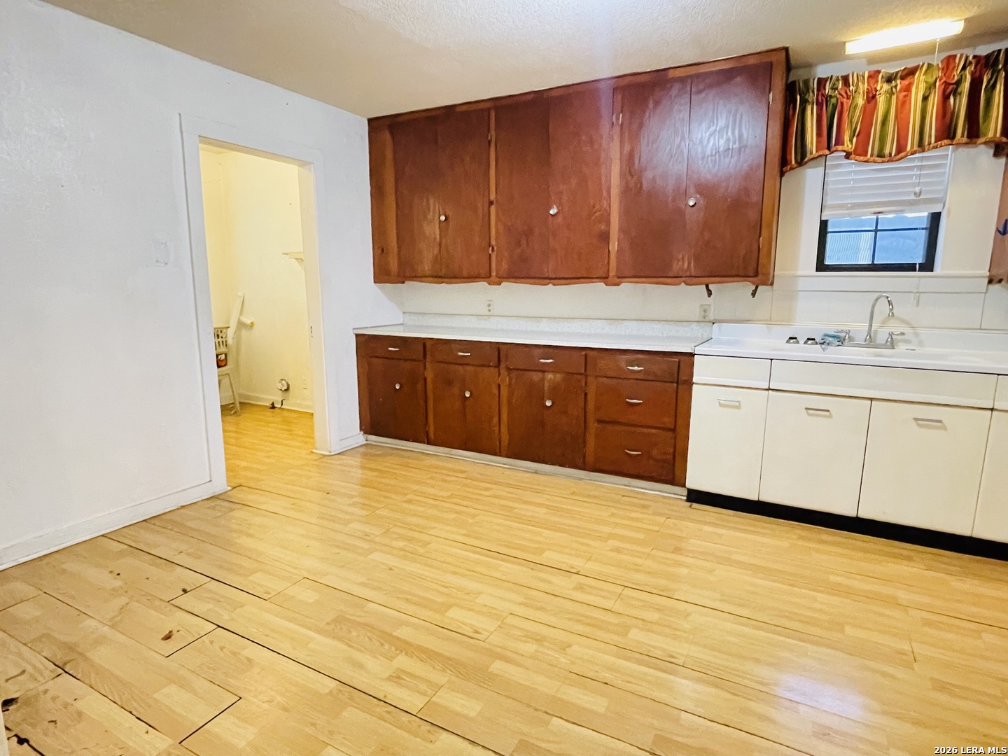 218 Barrett Avenue San Antonio TX 78214