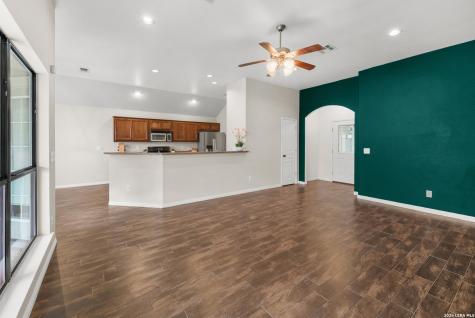 2267 Garden Sun Place New Braunfels TX 78130