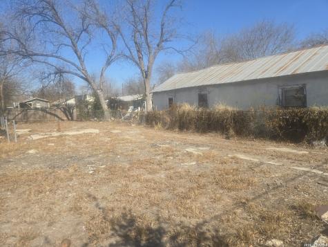 1533 Flanders San Antonio TX 78211
