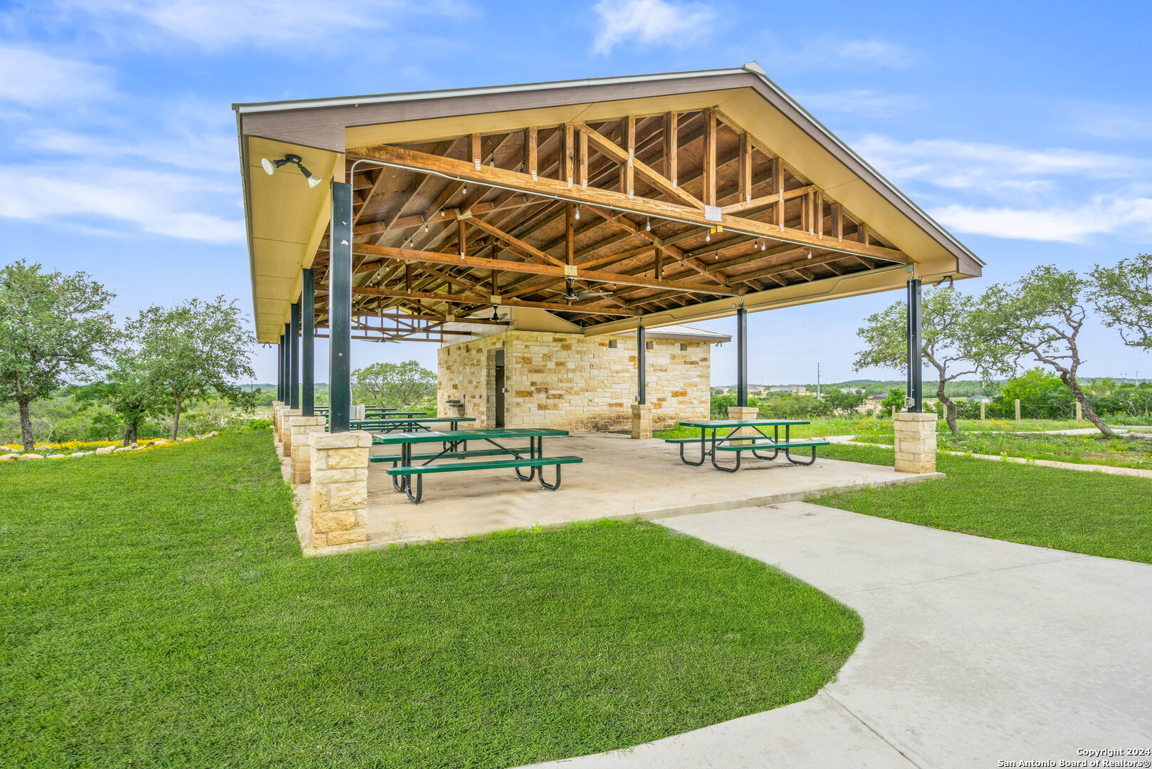 112 Duck Trail San Antonio TX 78245