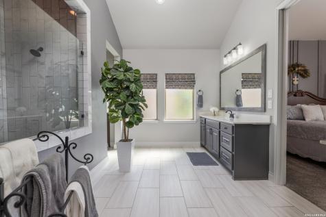 1121 Orange Blossom New Braunfels TX 78132
