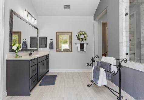 1121 Orange Blossom New Braunfels TX 78132