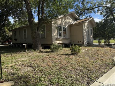 1604 Katy Street New Braunfels TX 78130