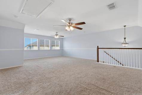 15107 S Wingheart San Antonio TX 78253
