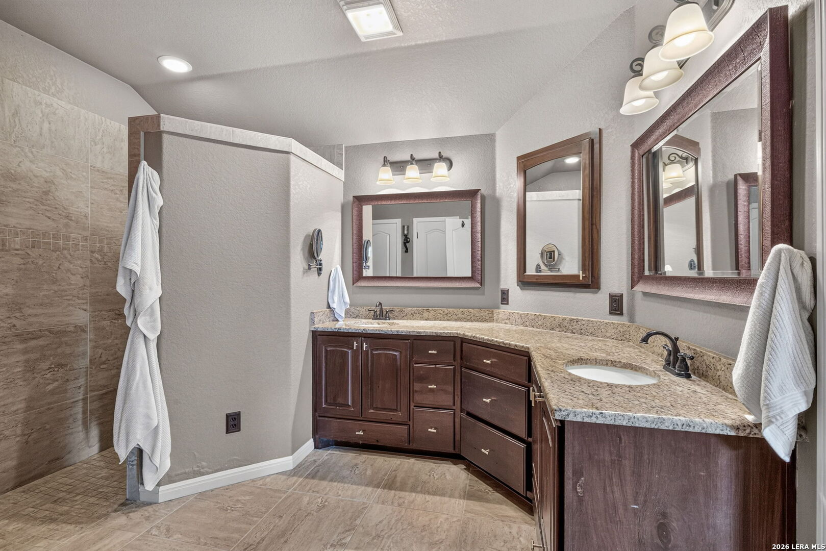 2707 Crest Ridge New Braunfels TX 78132