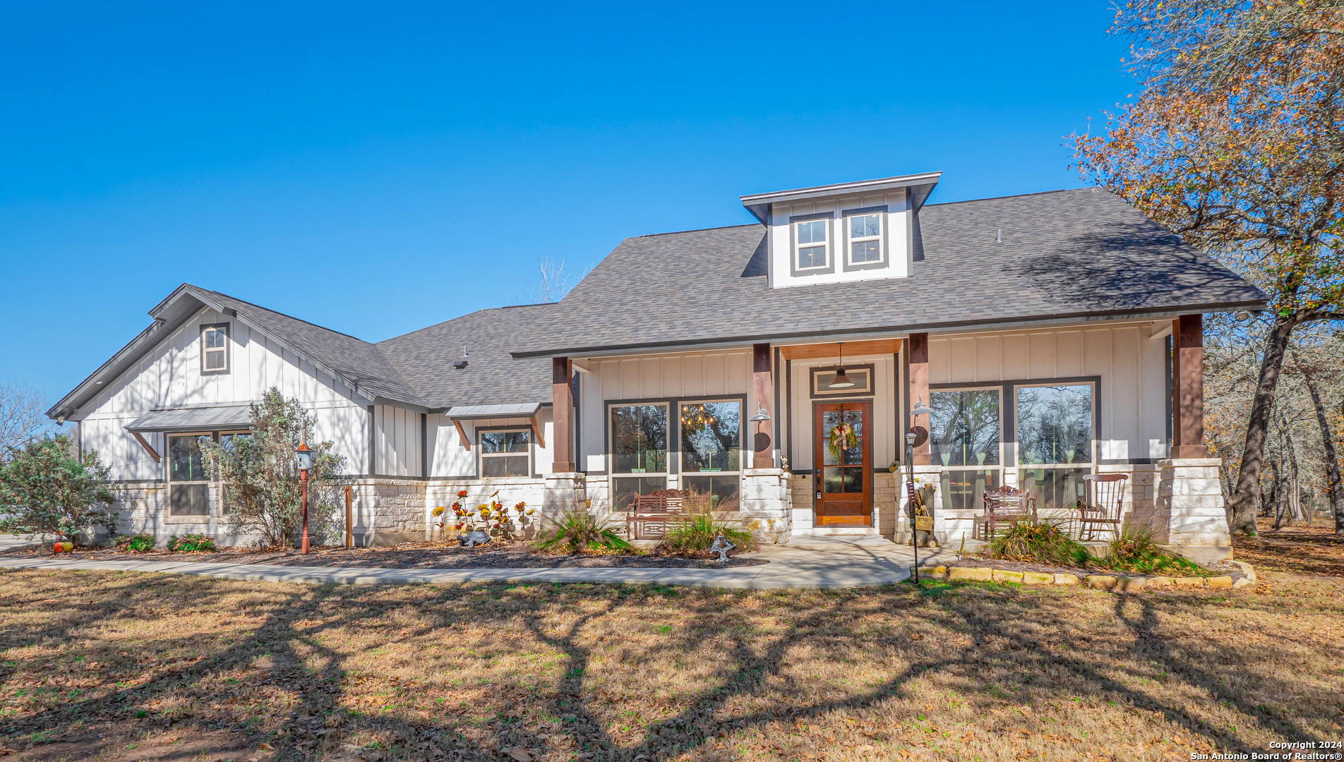 1223 Morning Glory Lane Adkins TX 78101