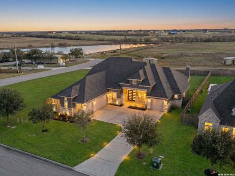 3314 Jons Way Marion TX 78124