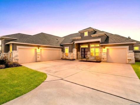 3314 Jons Way Marion TX 78124