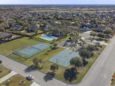 3314 Jons Way Marion TX 78124