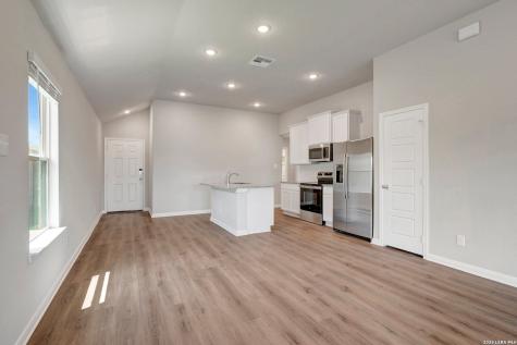 4247 Winston Way New Braunfels TX 78130
