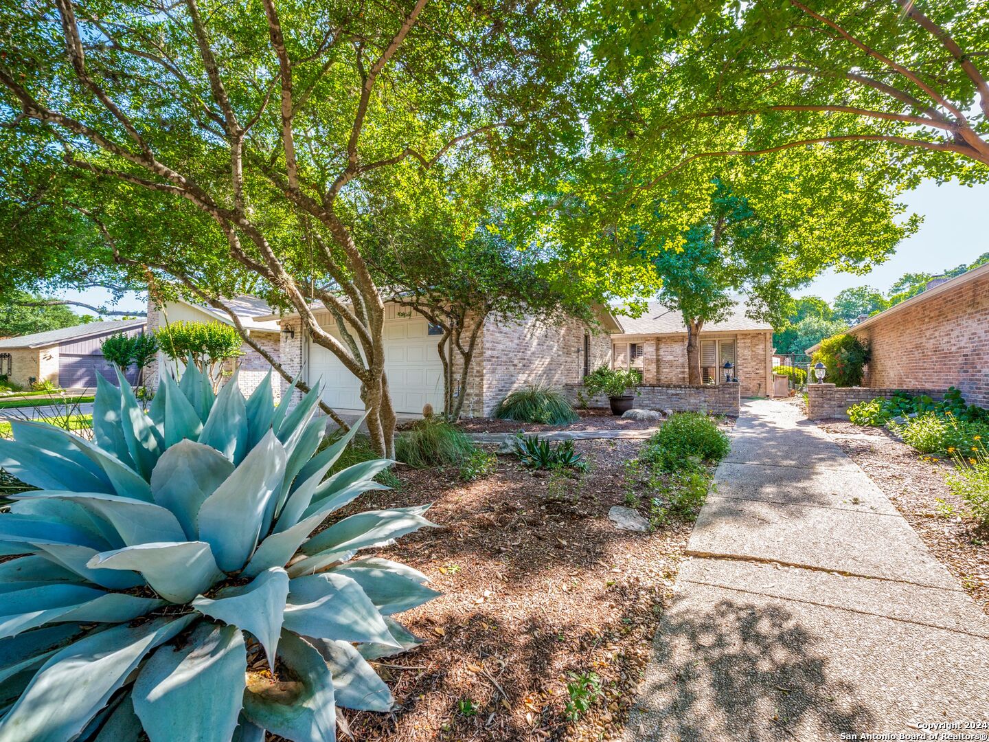 3750 Hunters Circle San Antonio TX 78230